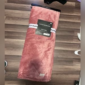 lucky brand blanket